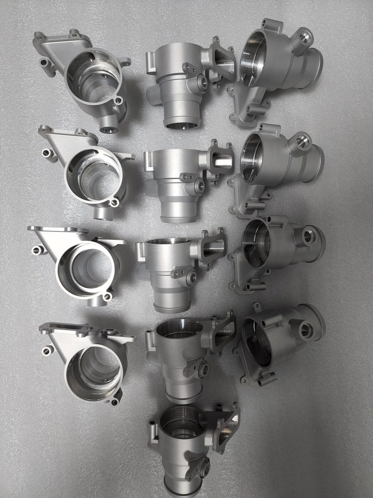 CNC-machined parts with aluminum alloy valve bodies, suitable for a wide range of industrial applications.