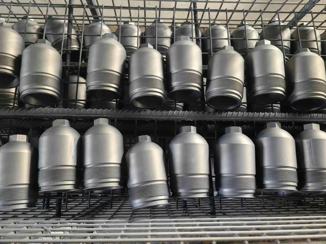 High-temperature phosphating for metal surface treatment