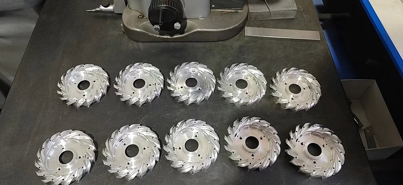 High-precision 5-axis CNC cutting tools for complex part manufacturing and machining.